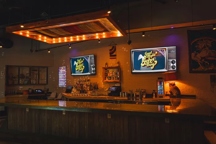 83024960007-resize-full-bar